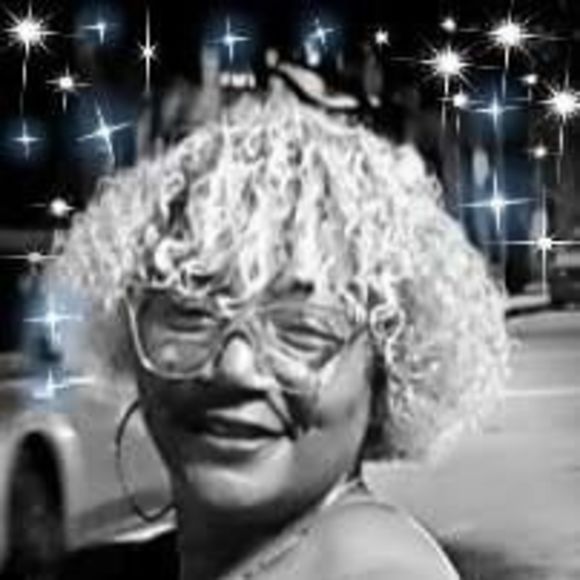 nicole19715